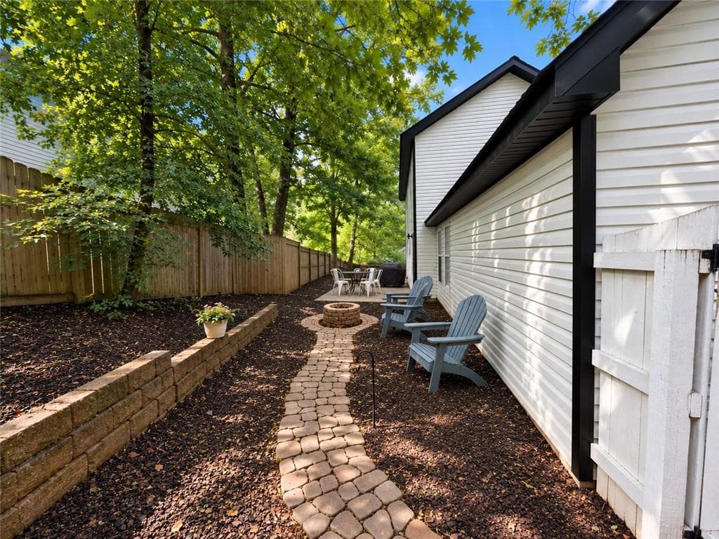 3 bedroom, 4 bathroom, 1,854 sq ft single family residence for sale at 2630 Impala Drive, Cumming, GA 30041 — photo 7
