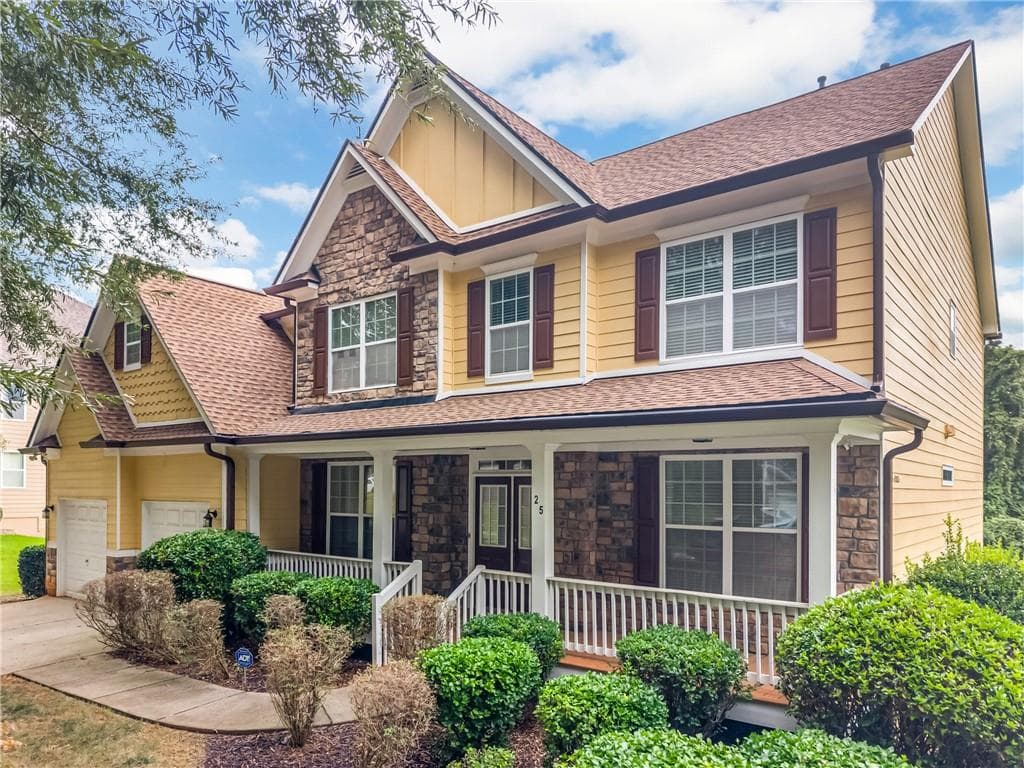 5 bedroom, 3 bathroom, 3,240 sq ft single family residence under contract at 25 Snapdragon Lane, Covington, GA 30014 — photo 2