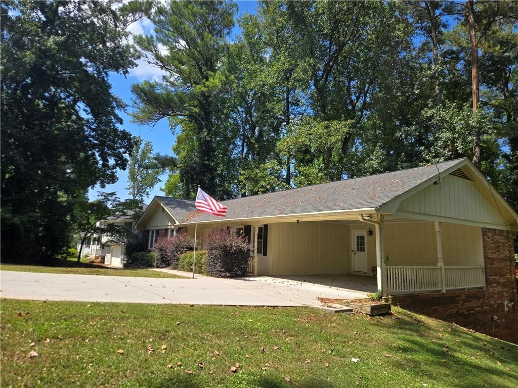 3 bedroom, 2 bathroom, 1,538 sq ft single family residence for sale at 225 Mirandy Way, Lawrenceville, GA 30044 — photo 2