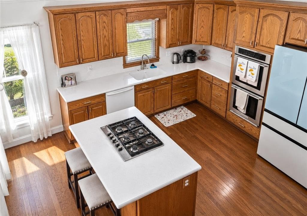 4 bedroom, 4 bathroom, 3,147 sq ft single family residence for sale at 280 Northcrest Drive, Newnan, GA 30265 — photo 5