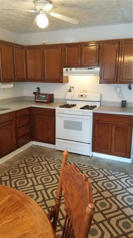 3 bedroom, 3 bathroom, 1,408 sq ft townhouse for sale at 3490 Lee Court, Kennesaw, GA 30144 — photo 3