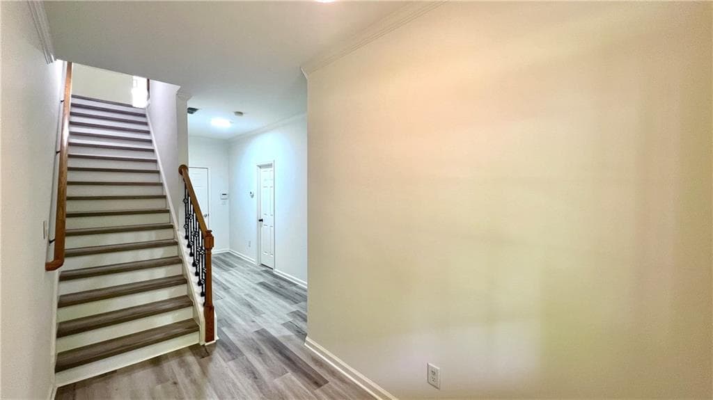 3 bedroom, 4 bathroom, 2,196 sq ft townhouse for sale at 4363 Grove Field Park, Suwanee, GA 30024 — photo 4