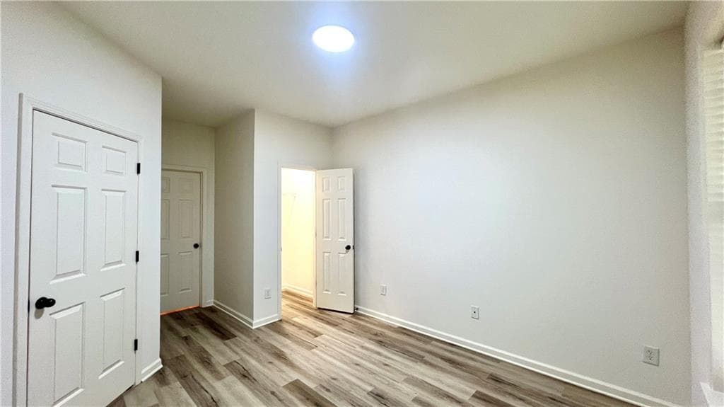 3 bedroom, 4 bathroom, 2,196 sq ft townhouse for sale at 4363 Grove Field Park, Suwanee, GA 30024 — photo 6