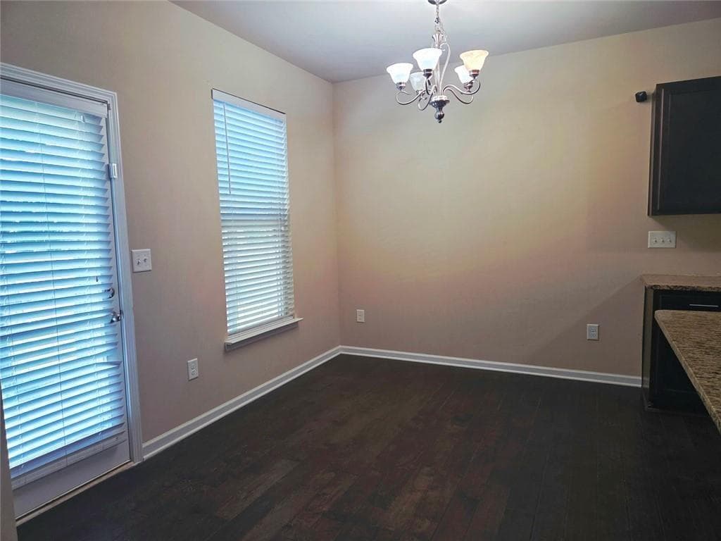 4 bedroom, 3 bathroom, 2,491 sq ft single family residence for sale at 7088 Creeksong Drive, Douglasville, GA 30134 — photo 7