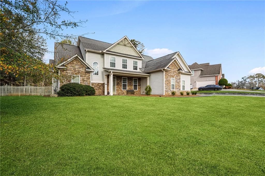 4 bedroom, 4 bathroom, 2,708 sq ft single family residence for sale at 6460 Bellevue Drive, Conyers, GA 30094 — photo 2