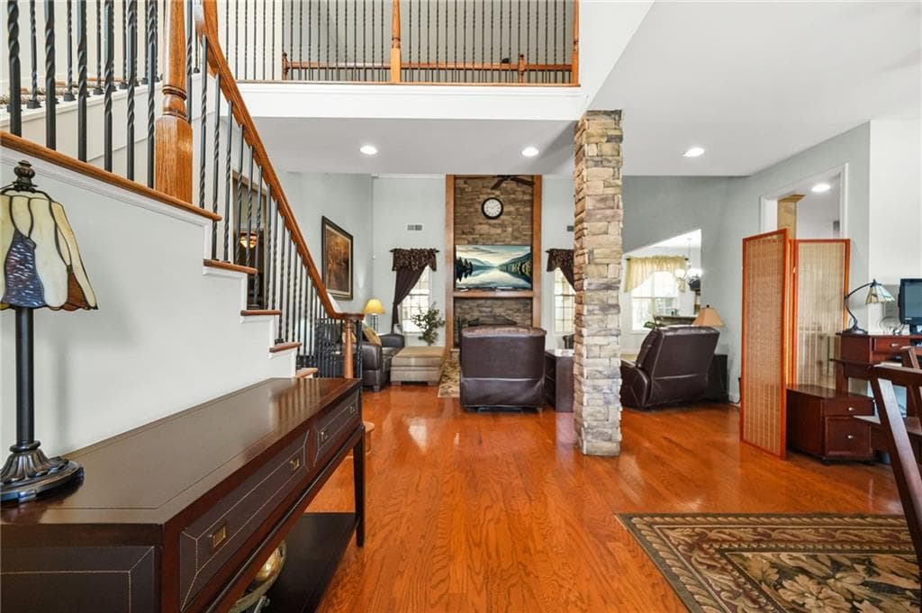 4 bedroom, 4 bathroom, 2,708 sq ft single family residence for sale at 6460 Bellevue Drive, Conyers, GA 30094 — photo 4