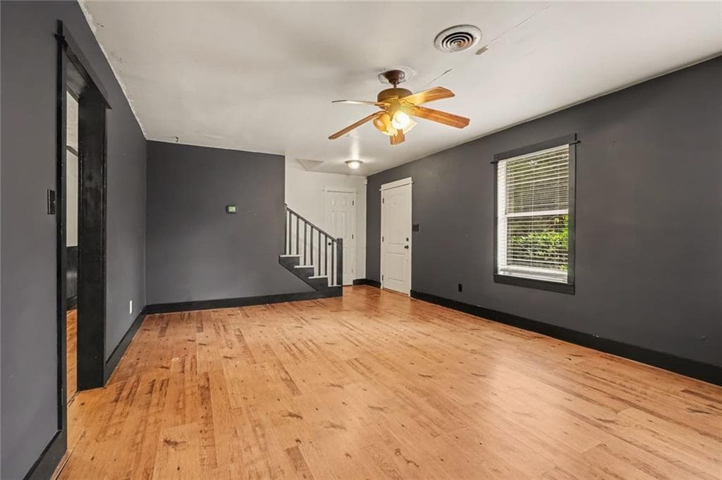 3 bedroom, 2 bathroom, 1,830 sq ft single family residence for sale at 233 Elm Street, Covington, GA 30014 — photo 9