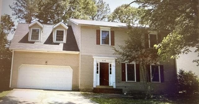 4 bedroom, 3 bathroom, 2,149 sq ft single family residence for sale at 2130 Crescentview Drive, Lawrenceville, GA 30044
