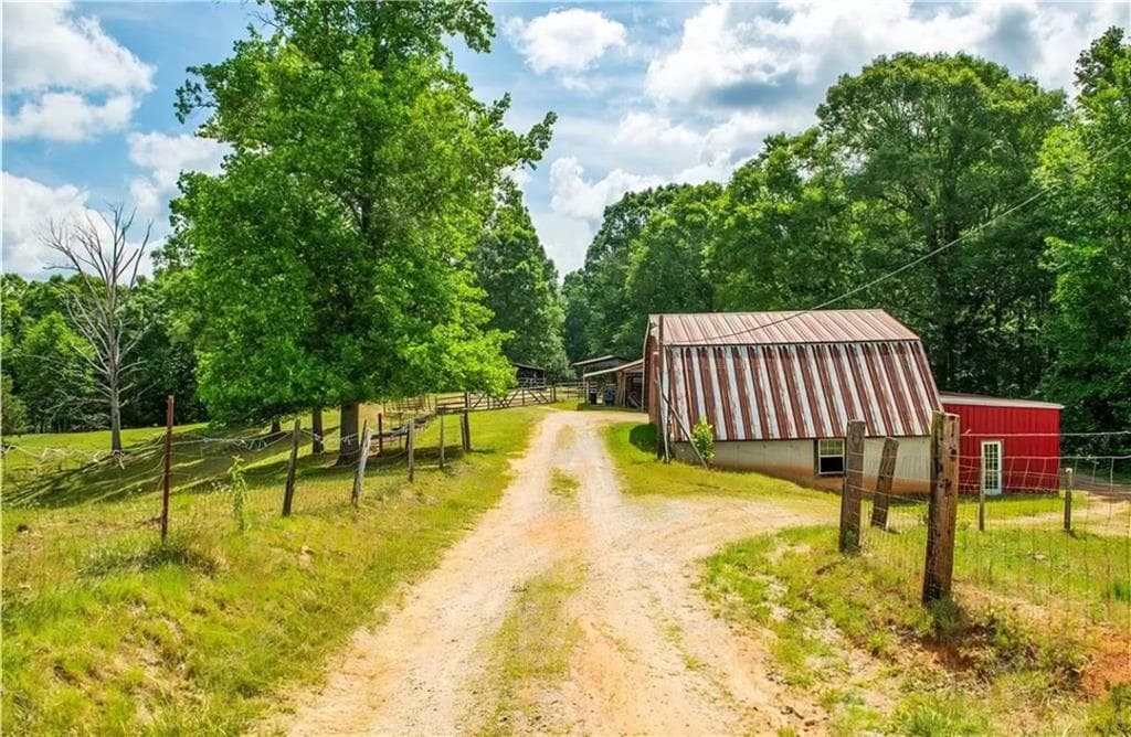 4 bedroom, 4 bathroom, 3,170 sq ft single family residence for rent at 3806 Ball Ground Road, Ball Ground, GA 30107 for $5,250 a month — photo 4