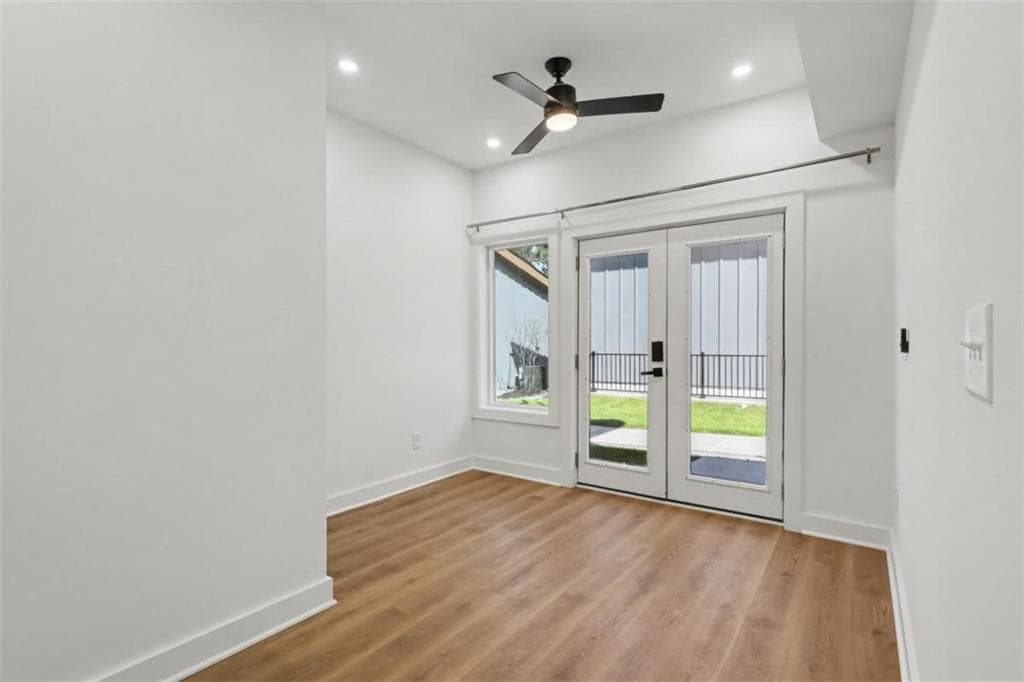2 bedroom, 2 bathroom, 725 sq ft condominium for sale at 6305 Shannon Parkway 112, Union City, GA 30291 — photo 6