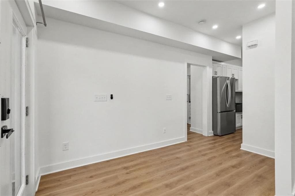 2 bedroom, 2 bathroom, 725 sq ft condominium for sale at 6305 Shannon Parkway 112, Union City, GA 30291 — photo 5