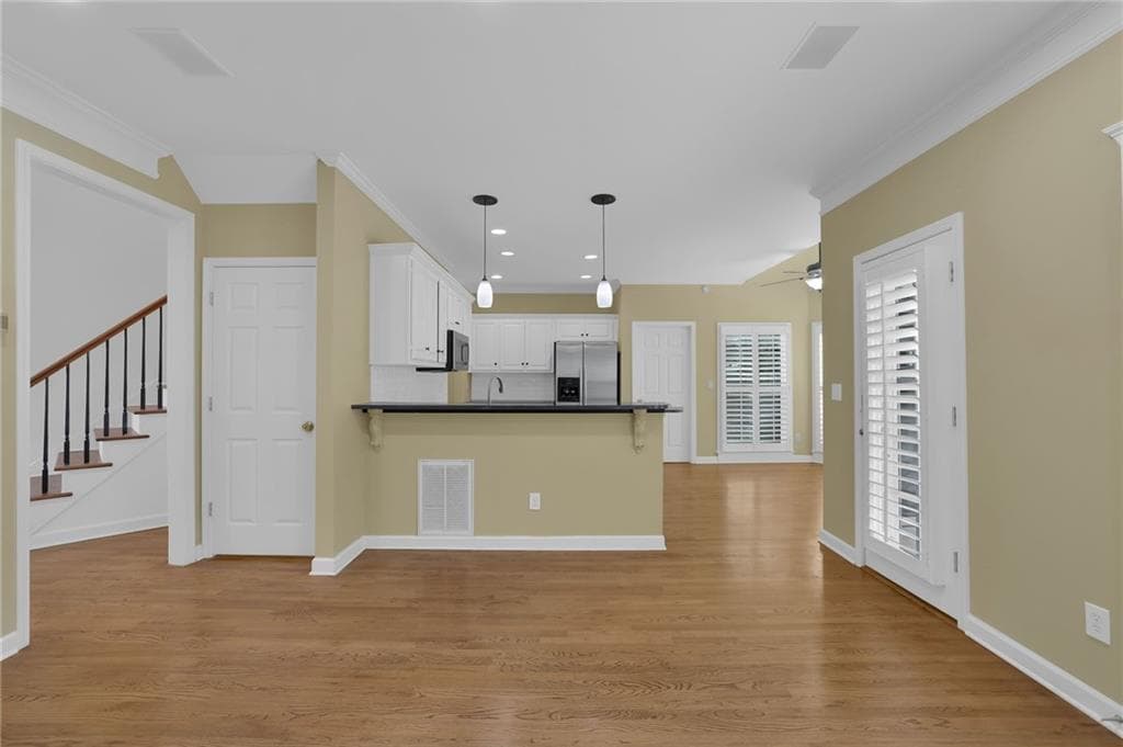 6 bedroom, 4 bathroom, 3,580 sq ft single family residence for rent at 235 Ashebourne Trail, Johns Creek, GA 30005 for $3,650 a month — photo 7