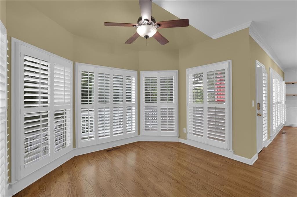 6 bedroom, 4 bathroom, 3,580 sq ft single family residence for rent at 235 Ashebourne Trail, Johns Creek, GA 30005 for $3,650 a month — photo 9