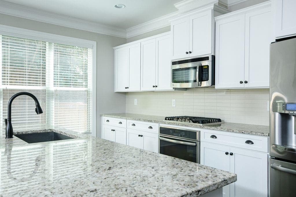 3 bedroom, 4 bathroom, 2,101 sq ft townhouse for rent at 1265 Linden Court, Atlanta, GA 30329 for $3,700 a month — photo 7