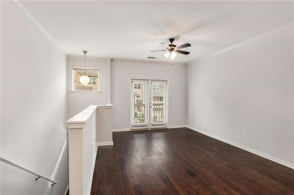 3 bedroom, 4 bathroom, 1,326 sq ft townhouse for sale at 1368 Liberty Parkway, Atlanta, GA 30318 — photo 6