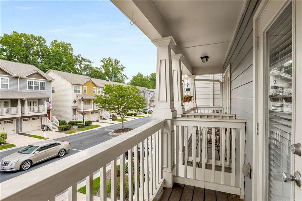 3 bedroom, 4 bathroom, 1,326 sq ft townhouse for sale at 1368 Liberty Parkway, Atlanta, GA 30318 — photo 8