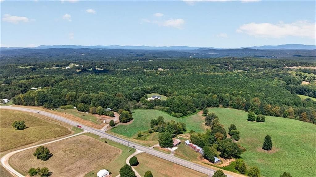 3 bedroom, 2 bathroom, 1,425 sq ft single family residence for sale at 5648 Highway 53 A, Jasper, GA 30143 — photo 3