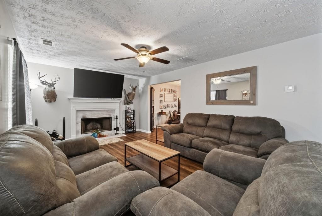 3 bedroom, 3 bathroom, 1,850 sq ft single family residence for sale at 815 Sterling Place, Monroe, GA 30656 — photo 6