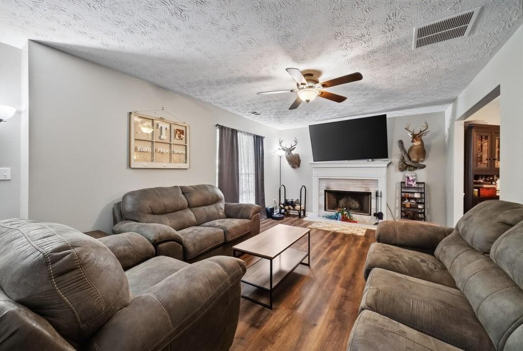 3 bedroom, 3 bathroom, 1,850 sq ft single family residence for sale at 815 Sterling Place, Monroe, GA 30656 — photo 7