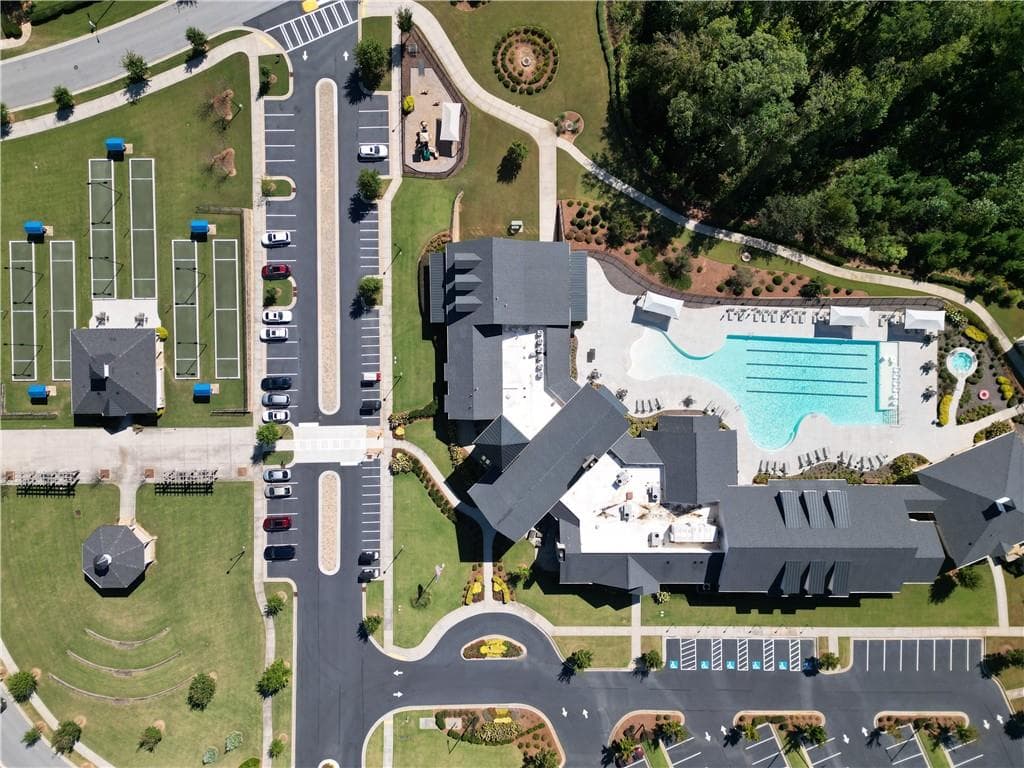 2 bedroom, 2 bathroom, 1,920 sq ft single family residence for rent at 5687 Villa Crest Drive, Hoschton, GA 30548 for $2,750 a month — photo 6