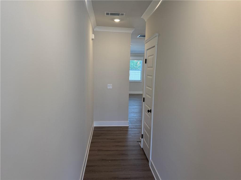 3 bedroom, 3 bathroom, 1,850 sq ft townhouse for sale at 4226 Oak View Lane, Gainesville, GA 30504 — photo 5