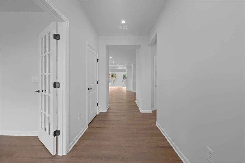 3 bedroom, 2 bathroom, 2,030 sq ft single family residence for sale at 1025 Dirr Drive, Griffin, GA 30223 — photo 2