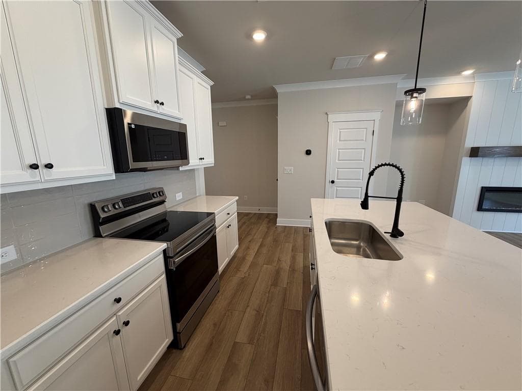 3 bedroom, 3 bathroom, 1,858 sq ft townhouse for sale at 4214 Oak View Lane, Gainesville, GA 30504 — photo 9