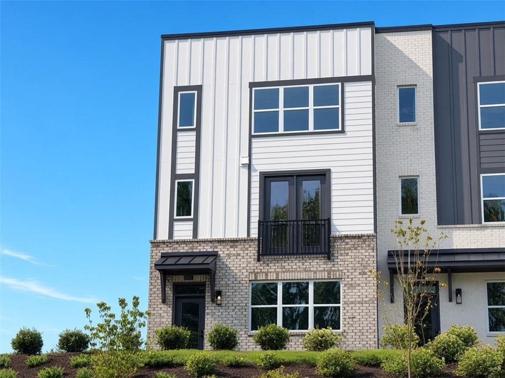 3 bedroom, 4 bathroom, 2,308 sq ft townhouse for sale at 5637 PEACH ORCHARD Trail, Peachtree Corners, GA 30092 — photo 1 of 70
