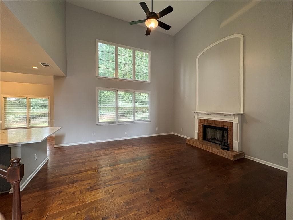 4 bedroom, 3 bathroom, 2,339 sq ft single family residence for sale at 115 Croftwood Court, Johns Creek, GA 30097 — photo 4