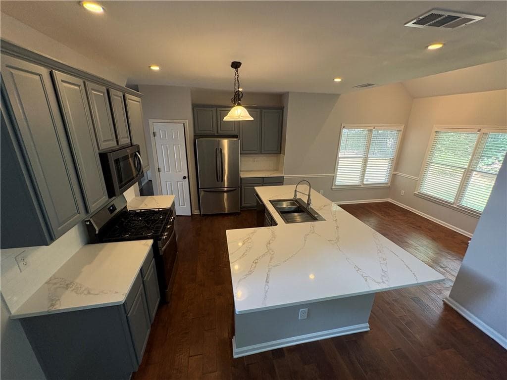 4 bedroom, 3 bathroom, 2,339 sq ft single family residence for sale at 115 Croftwood Court, Johns Creek, GA 30097 — photo 7