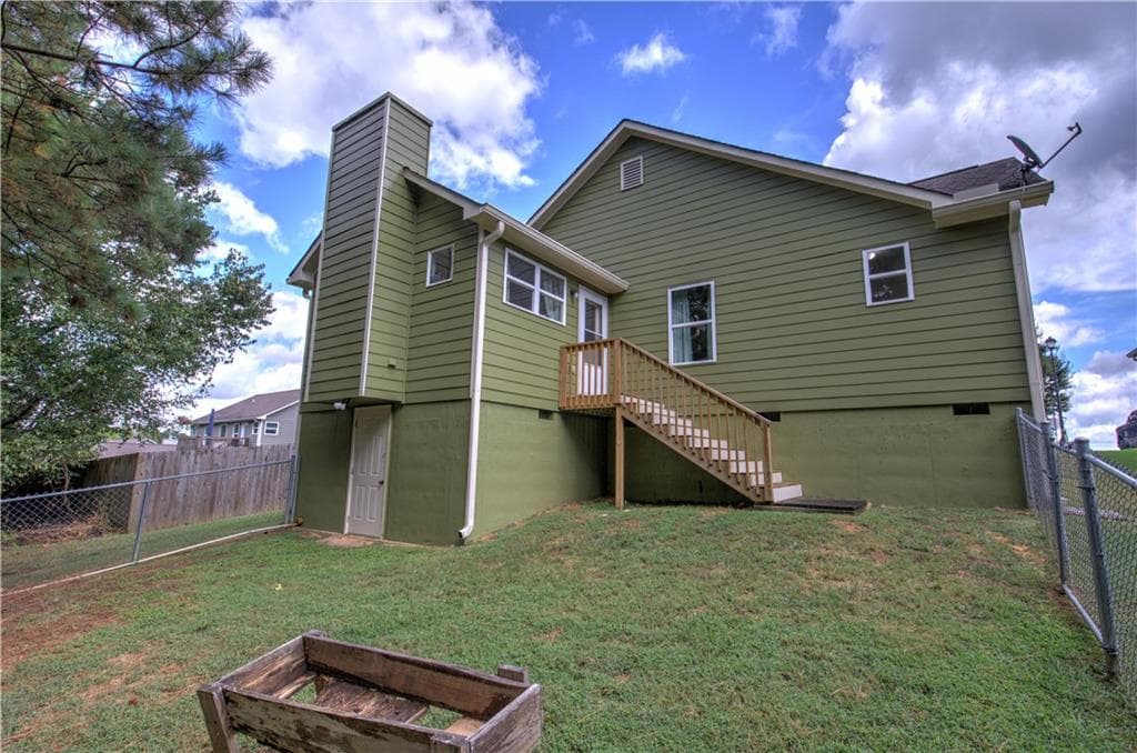 3 bedroom, 2 bathroom, 2,123 sq ft single family residence for sale at 36 Chimney Springs Drive, Cartersville, GA 30120 — photo 7