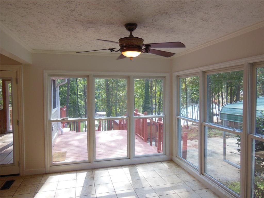 4 bedroom, 2 bathroom, 2,100 sq ft single family residence for rent at 2583 Parker Trail, Gainesville, GA 30506 for $2,900 a month — photo 4