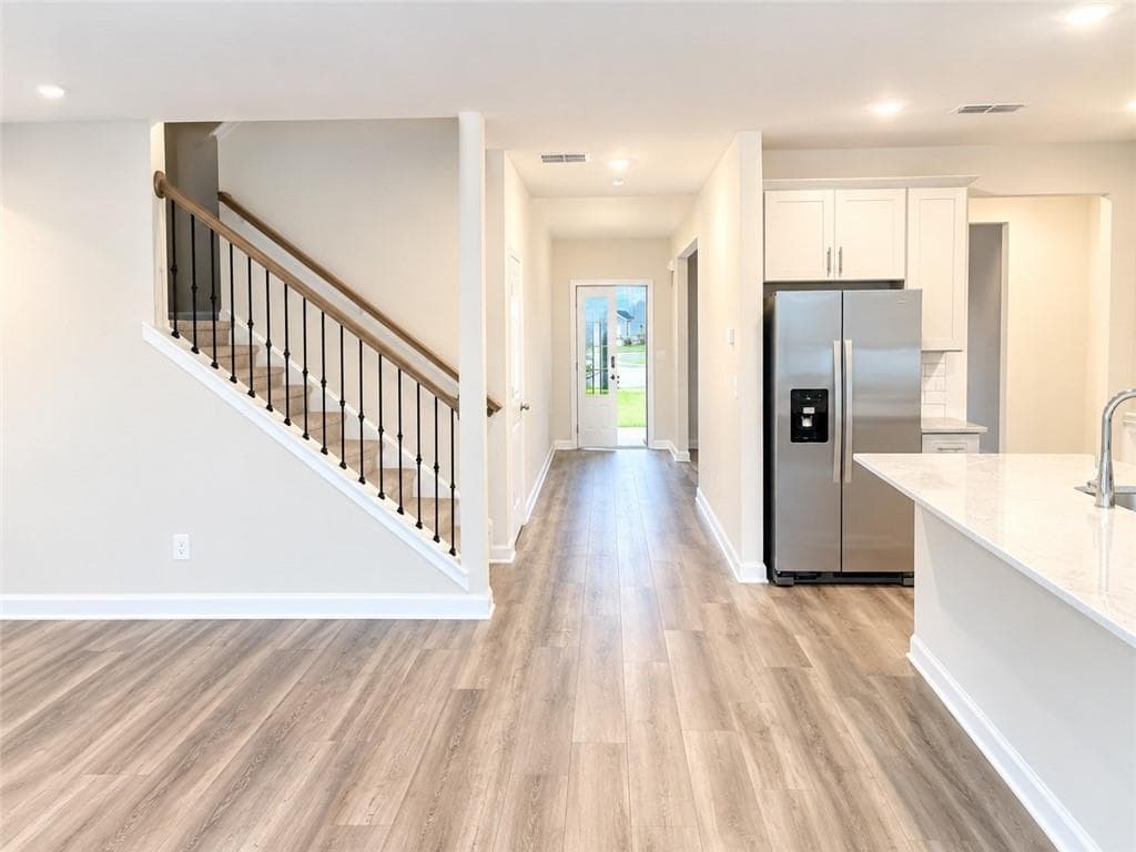 5 bedroom, 3 bathroom, 3,014 sq ft single family residence for rent at 38 Warwick Court, Pendergrass, GA 30567 for $2,500 a month — photo 3