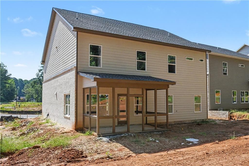 5 bedroom, 3 bathroom, 2,889 sq ft single family residence for sale at 3101 Kentmere Way, Lawrenceville, GA 30044 — photo 4