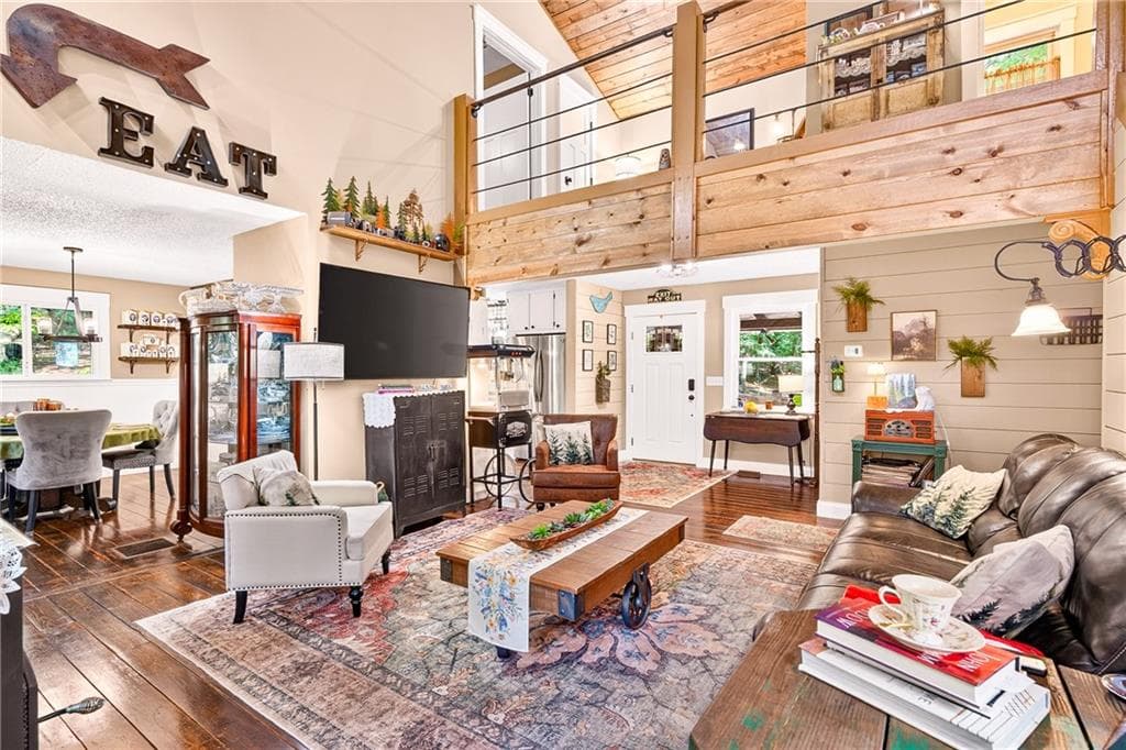 4 bedroom, 13 bathroom, 2,508 sq ft single family residence for sale at 158 Beaver Lake Drive, Ellijay, GA 30540 — photo 5