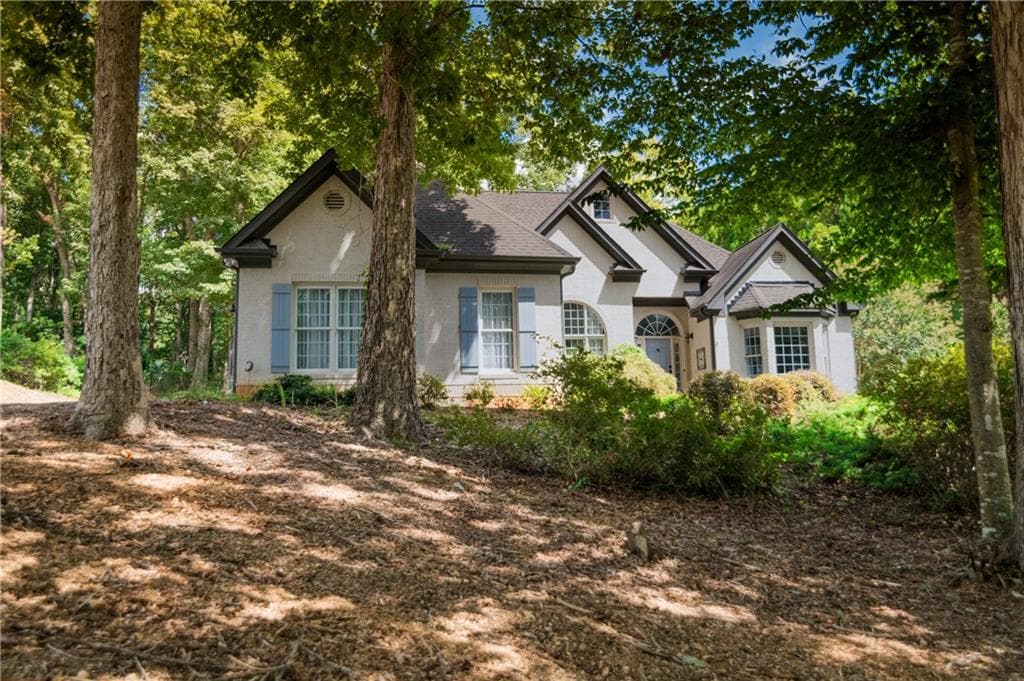 4 bedroom, 4 bathroom, 2,710 sq ft single family residence for sale at 537 Old Collins Road, Hoschton, GA 30548