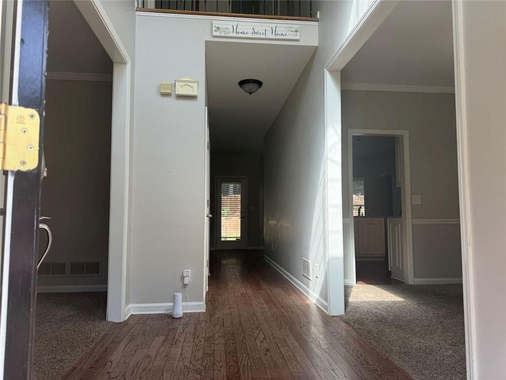 5 bedroom, 3 bathroom, 3,434 sq ft single family residence for sale at 2320 Turtle Creek Way, Lawrenceville, GA 30043 — photo 4