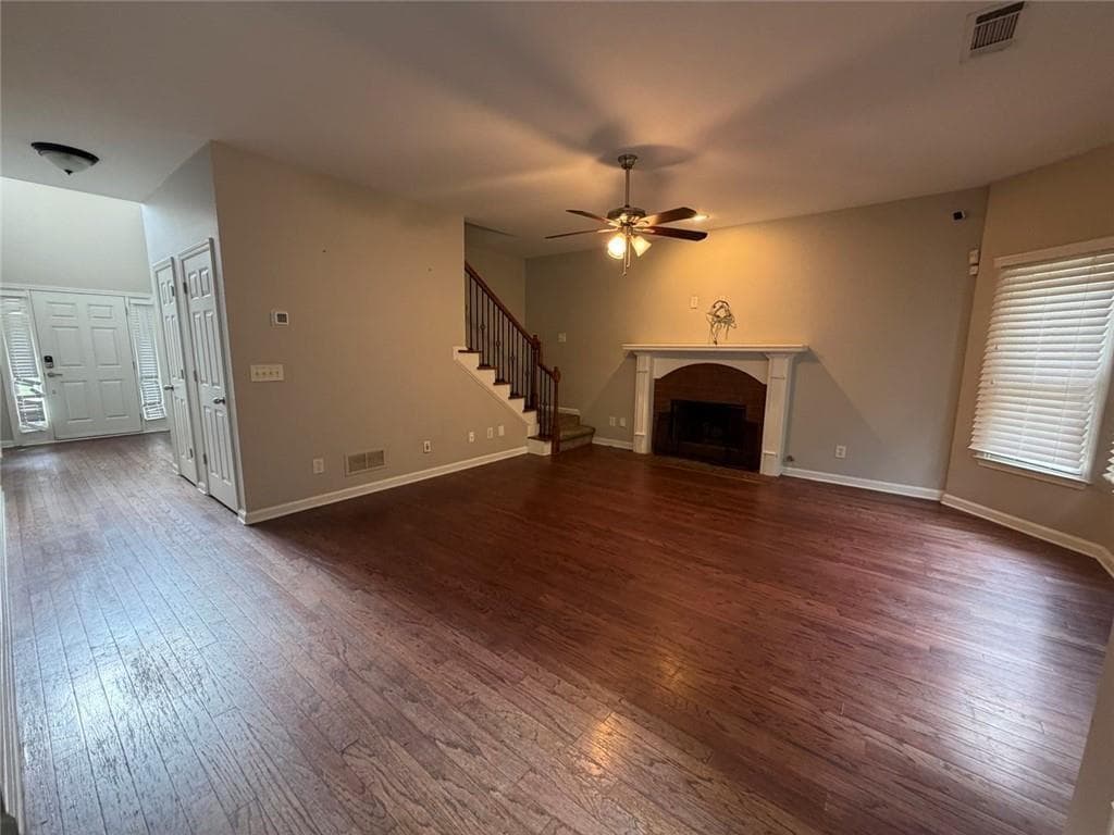 5 bedroom, 3 bathroom, 3,434 sq ft single family residence for sale at 2320 Turtle Creek Way, Lawrenceville, GA 30043 — photo 8