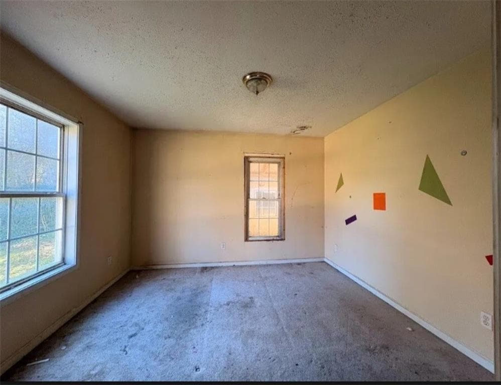 2 bedroom, 1 bathroom, 1,227 sq ft single family residence for sale at 17 Collins Road, Carrollton, GA 30116 — photo 5