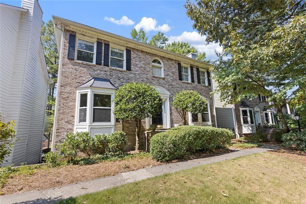 4 bedroom, 4 bathroom, 2,137 sq ft single family residence for rent at 2328 Defoors Ferry Road, Atlanta, GA 30318 for $4,000 a month — photo 1 of 26