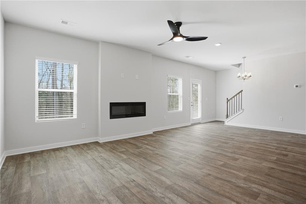 4 bedroom, 3 bathroom, 1,900 sq ft single family residence for sale at 302 Glenhaven Drive, LaGrange, GA 30241 — photo 10