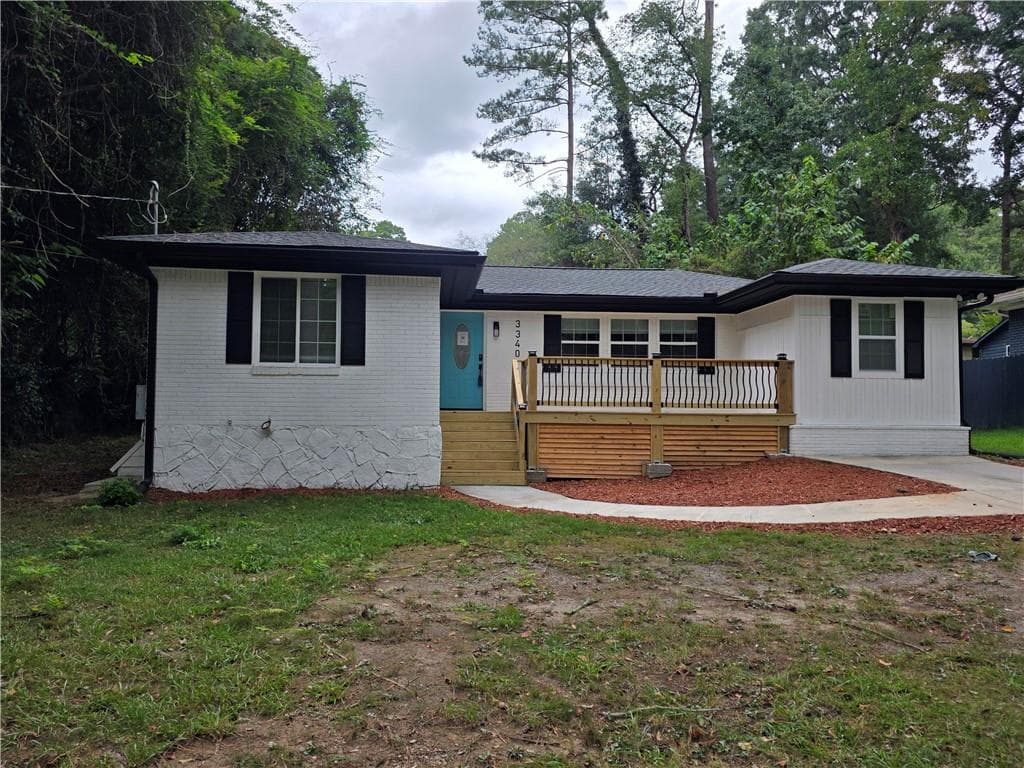 3 bedroom, 2 bathroom, 1,730 sq ft single family residence for sale at 3340 Pinehill Drive, Decatur, GA 30032 — photo 1 of 44