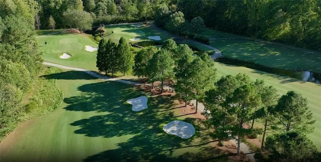 single family residence for sale at 811 Woodvale Point, Suwanee, GA 30024 — photo 10