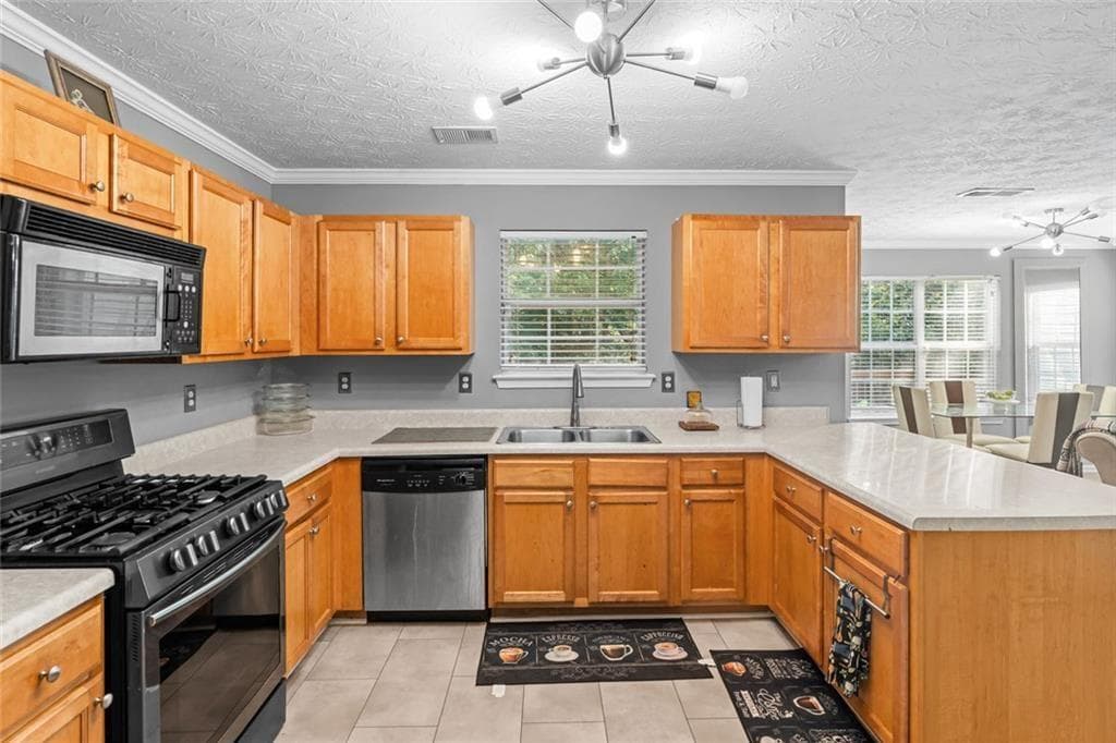 4 bedroom, 3 bathroom, 3,722 sq ft single family residence for sale at 856 Haydens Ridge, Ellenwood, GA 30294 — photo 9