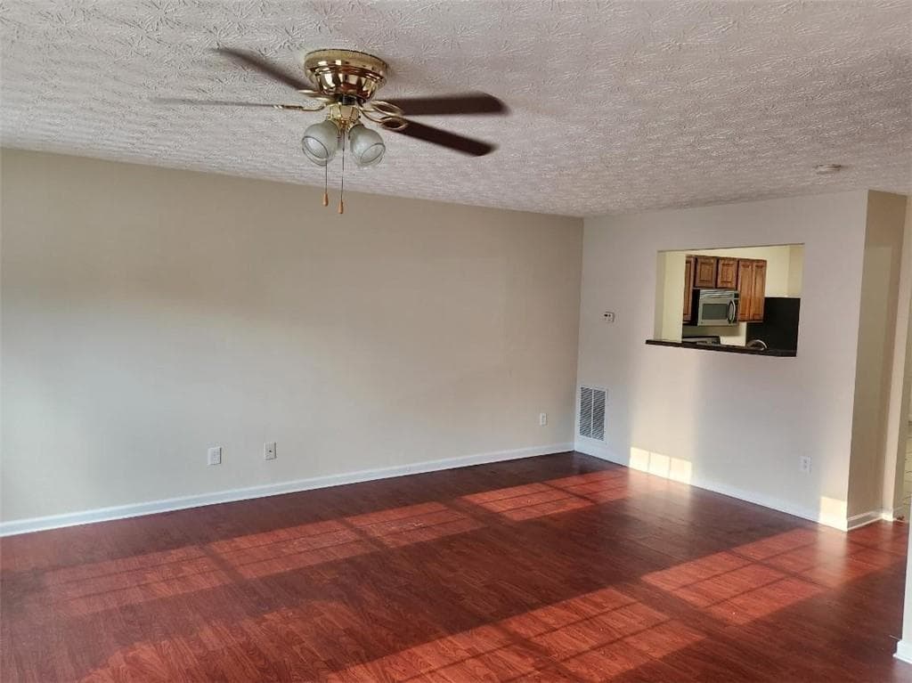 3 bedroom, 3 bathroom, 1,540 sq ft townhouse for sale at 1736 Redan, Lithonia, GA 30058 — photo 7