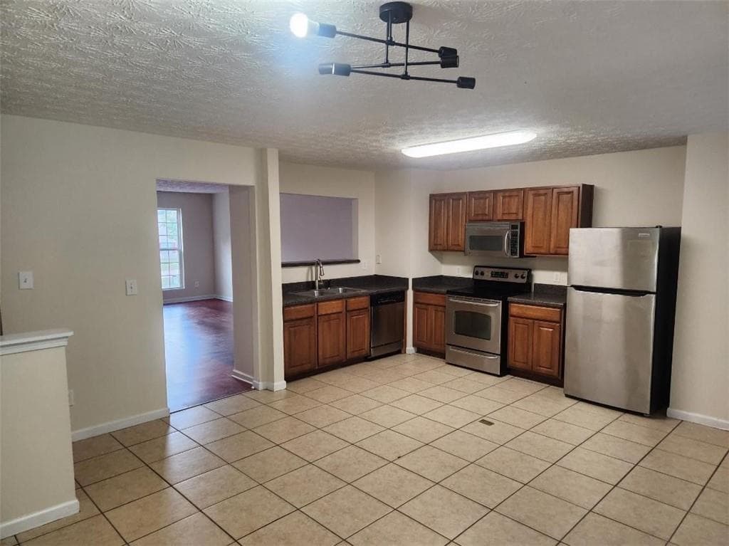 3 bedroom, 3 bathroom, 1,540 sq ft townhouse for sale at 1736 Redan, Lithonia, GA 30058 — photo 8
