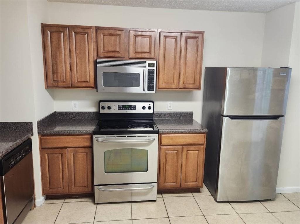 3 bedroom, 3 bathroom, 1,540 sq ft townhouse for sale at 1736 Redan, Lithonia, GA 30058 — photo 9
