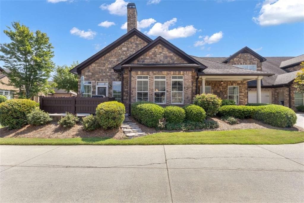4 bedroom, 3 bathroom, 3,100 sq ft townhouse for sale at 4937 Ansbury Place NW, Acworth, GA 30101
