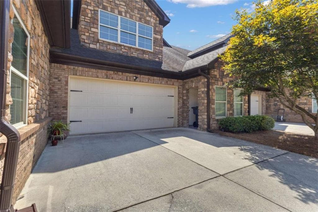 4 bedroom, 3 bathroom, 3,100 sq ft townhouse for sale at 4937 Ansbury Place NW, Acworth, GA 30101 — photo 4