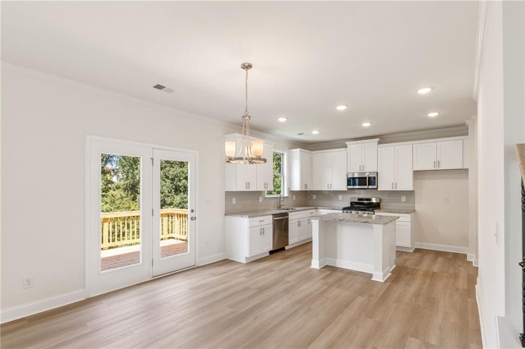 4 bedroom, 3 bathroom single family residence for sale at 127 Open Waters Walk, Braselton, GA 30517 — photo 5